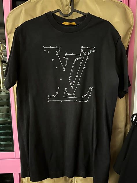 t shirt louis vuitton noir et blanc|louis vuitton t shirt 2022.